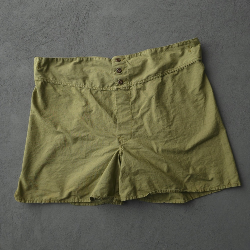 Vintage 1940s Green Army Undergarment Shorts Size 36 WW2 Canadian Army